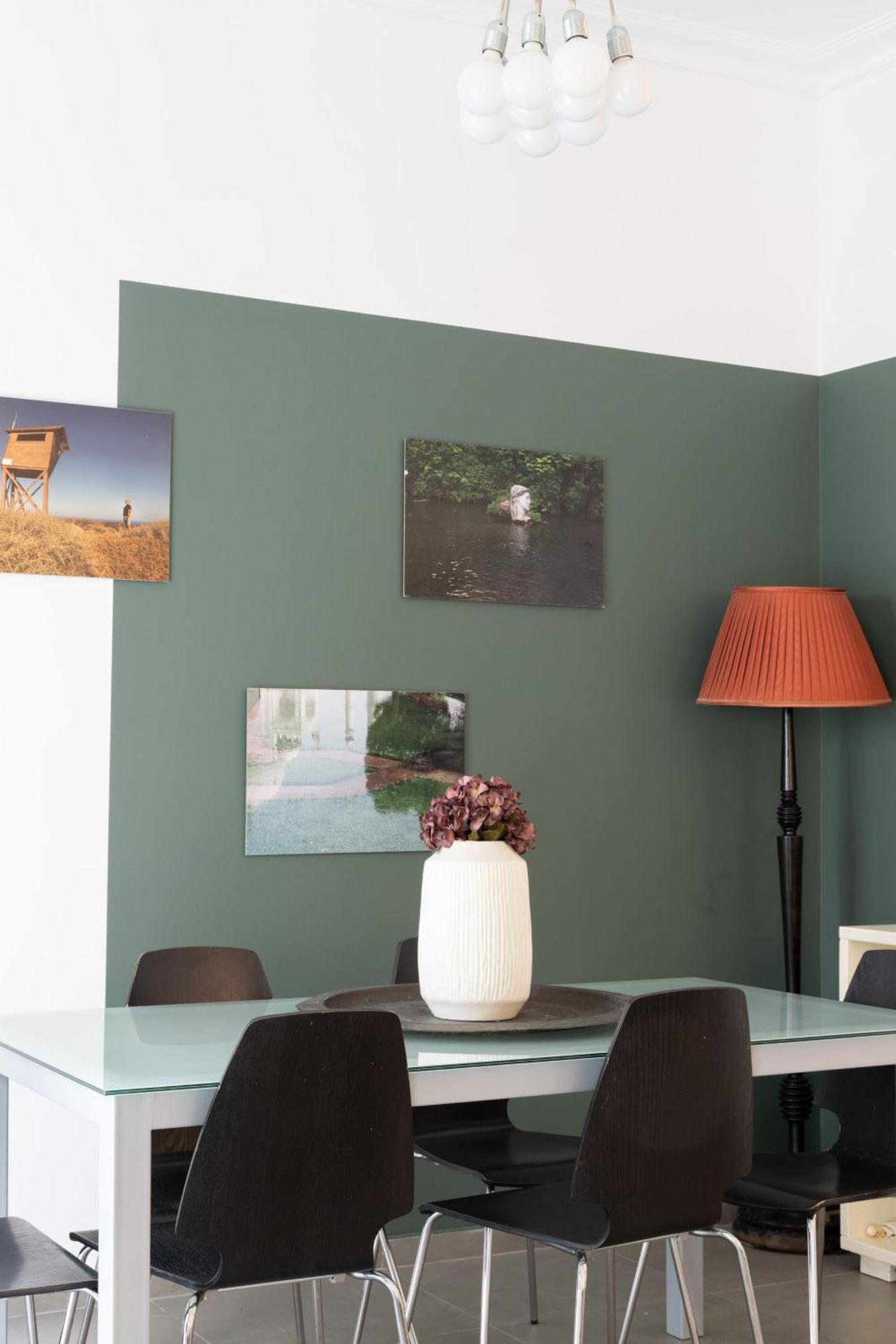 Renovated 5 Bdr House Near Acropolis - New Beds, Terrace & Green Yard Athens Exterior photo